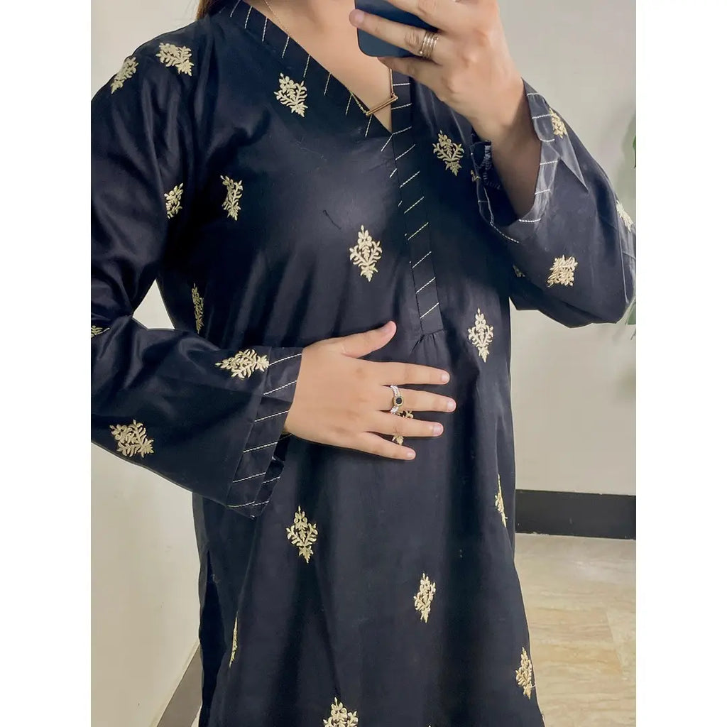 Black & Gold Embroidered 3-Piece Suit with Chiffon Dupatta